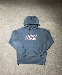 Nike プルオーバーフーディー