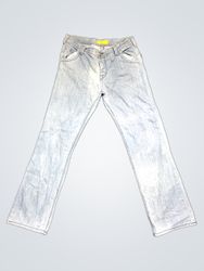 ATYPICAL Jeans