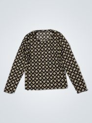 Long-sleeved shirt with diamond pattern