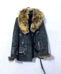 Women's Fur Trimmed Coat