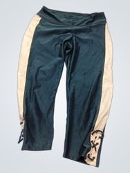 Bebe Sport Capri Leggings