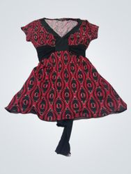 MARIPOSA Red and Black Patterned Short Sleeve V-Ne..