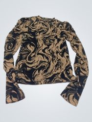 66 Long Sleeve Top