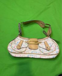 Guess Shoulder Bag