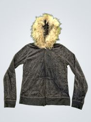 Upcycled Juicy Couture Velours-Hoodie mit Fellbesa..