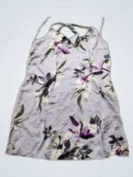 Vestido tipo slip com estampa floral "Love to Loun..