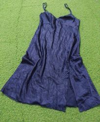 Vestito a sottoveste blu scuro