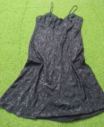 Robe nuisette à imprimé floral noir