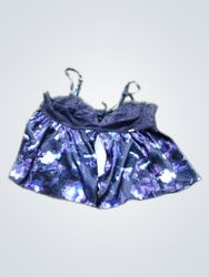 Top a stampa floreale con pizzo