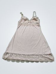 Amor por camisola com bainha de renda para relaxar