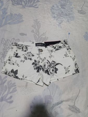 GOGO JEANS White Floral Shorts