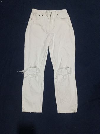 Abercrombie & Fitch High Rise Mom Jeans