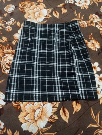 Black and White Plaid Skirt