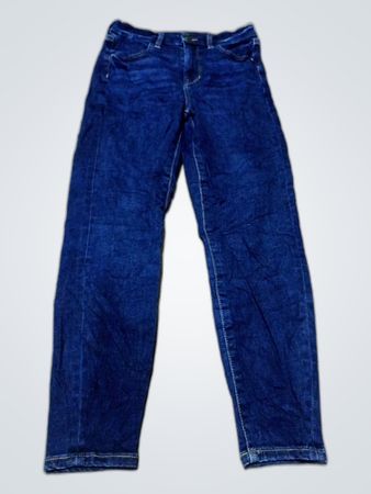 American Eagle High-Waisted Straight Leg Jeans