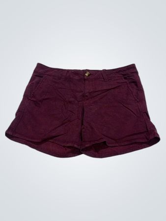 American Eagle Outfitters burgunderfarbene Chino-Shorts