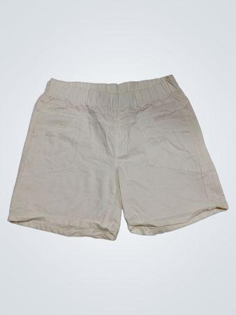 Weiße Shorts