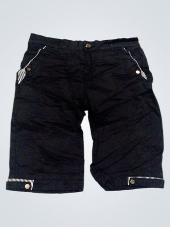 Schwarze Shorts