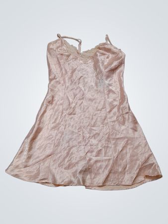 Robe nuisette en satin rose JOLYNN avec dentelle