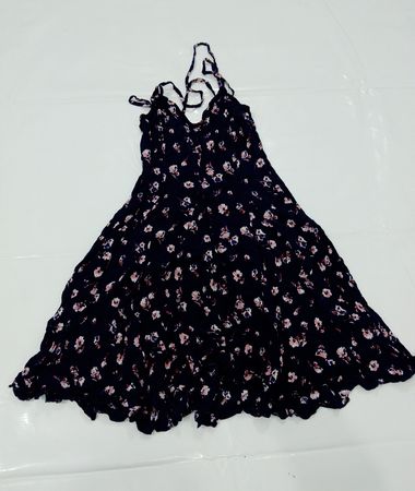 American Eagle Outfitters Blumen-Mini-Kleid