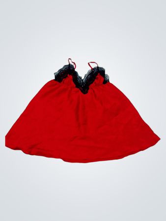 Vestaglia di notte in pizzo rosso di Victoria's Secret