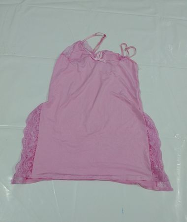 Rosa Spitzenbesatz Unterkleid