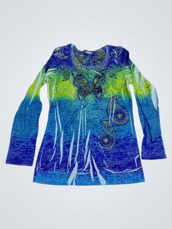 Langarm-Hemden in Blau und Grün mit Schmetterlingsmuster