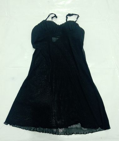 Schwarze durchsichtige Chemise