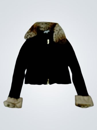 Madden Girl schwarze Jacke mit Fellkragen und -manschetten