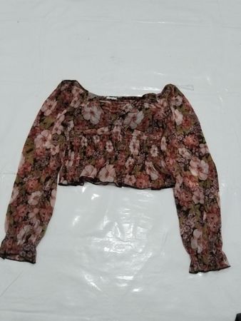 TIMING Floral Smocked Square Neck Long Sleeve Crop Top