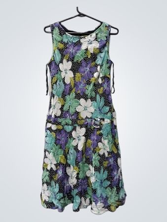 Ärmeloses Kleid mit floralem Muster