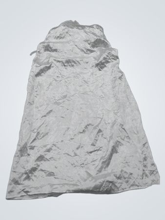 Weißes Satin-Nachthemd
