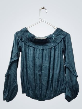 EVEREVE Off-the-Shoulder Bluse