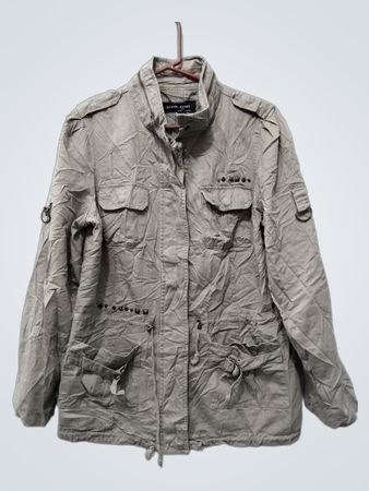 Schwarze Niete Damen Utility-Jacke