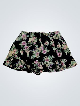 Schwarze Shorts mit Blumenmuster