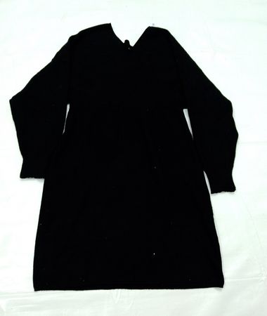 Schwarzer Strickpullover