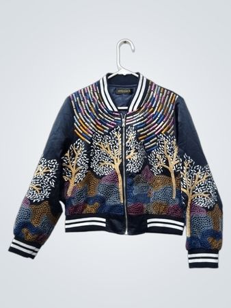 Bestickte Bomberjacke