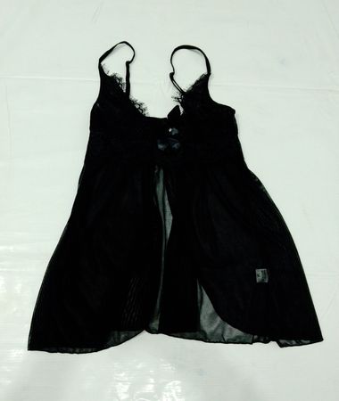 Schwarzes Babydoll-Unterwäsche mit Spitzenbesatz