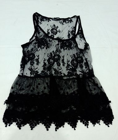 MISS CHIEVOUS Schwarzes Spitzen-Tanktop