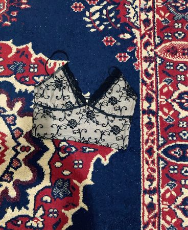 Schwarzes Spitzen-Bralette
