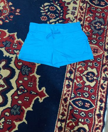 Blaue Sportshorts