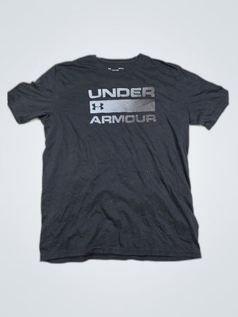 アンダーアーマーTシャツ