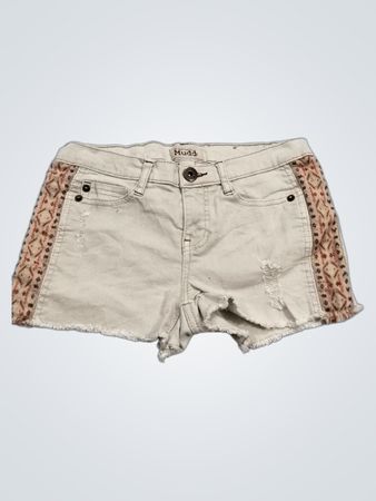 Mudd-Jeansshorts mit verzierten Seiten