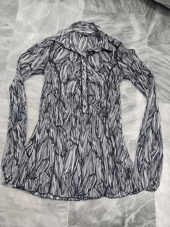 Mexx Sheer bedruckte Bluse mit langen Ärmeln