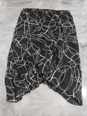 AGB California Black & White Swirl Print Rock