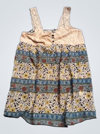 SugarRell Damen Top mit Blumenmuster und Häkelträgern