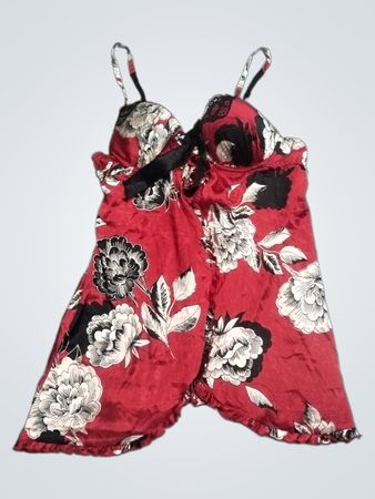 Apt. 9 Intimates Rotes Blumen-Babydoll