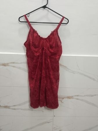 TORRID CURVE Roter Spitzen-Cami-Negligé