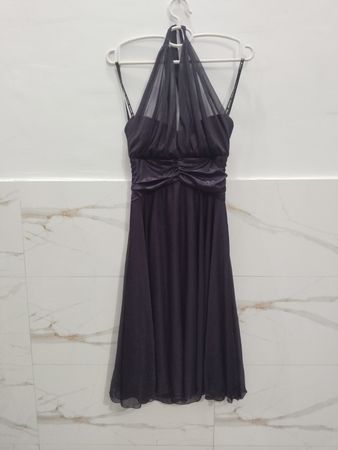 db studio Damen Neckholderkleid mit gerafftem Oberteil
