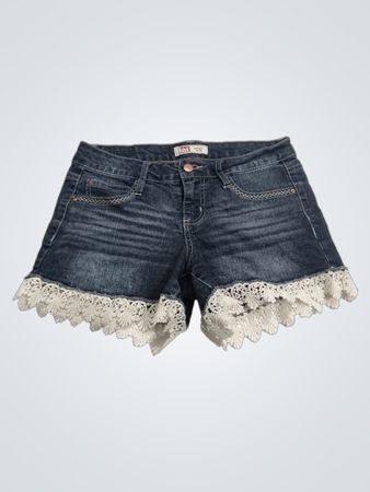 LEI Jeans-Shorts mit niedriger Taille und Spitzenbesatz