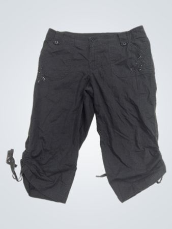 Schwarze 3/4-Hose mit Kordelzug am Saum